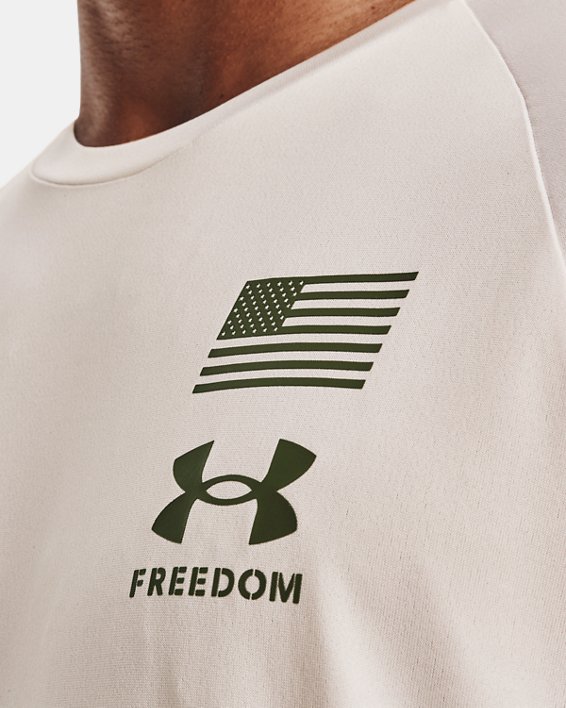Men's UA Tech™ Freedom Long Sleeve, White, pdpMainDesktop image number 3